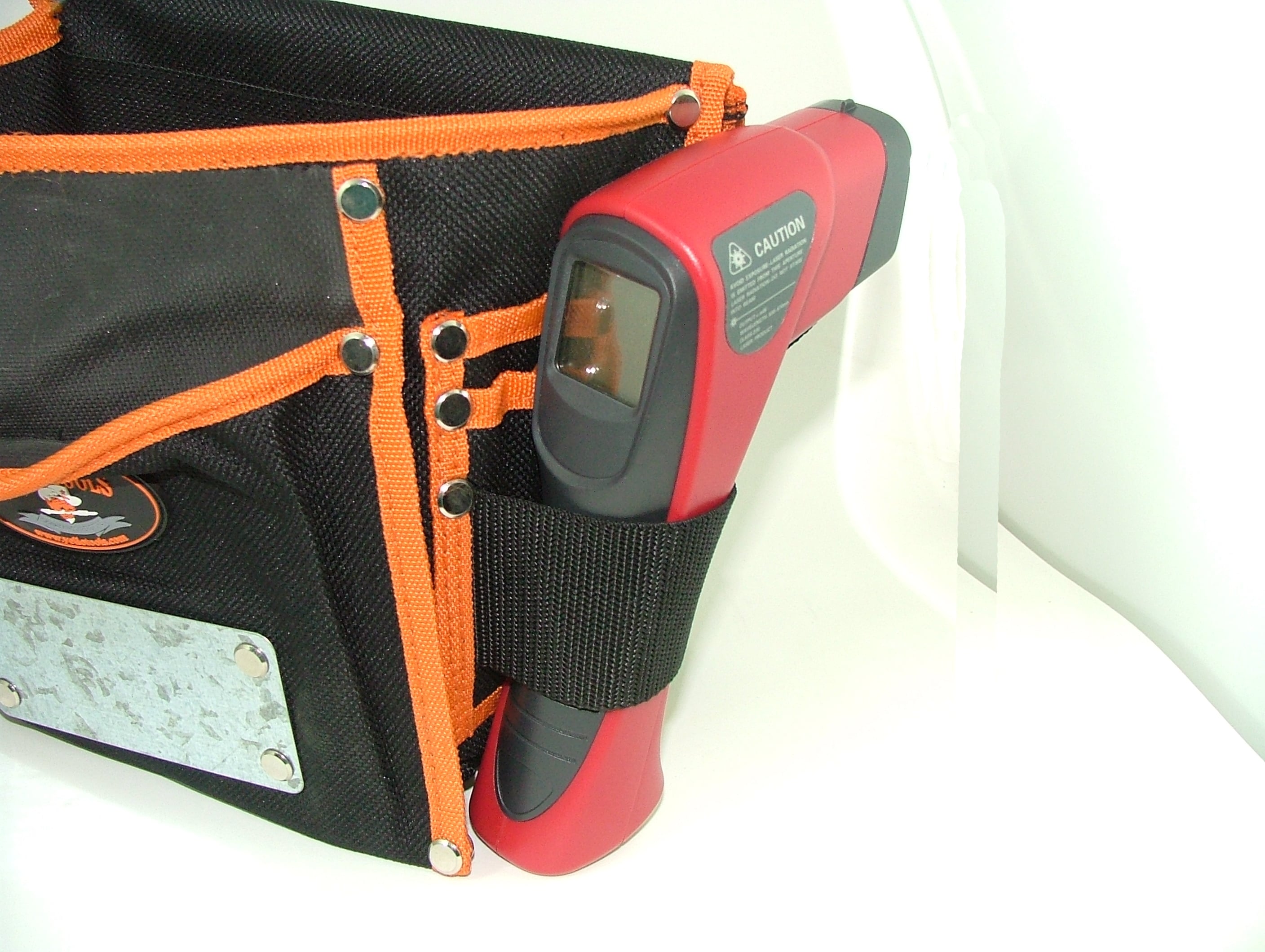 Signtassen tool bag with infrared thermometer