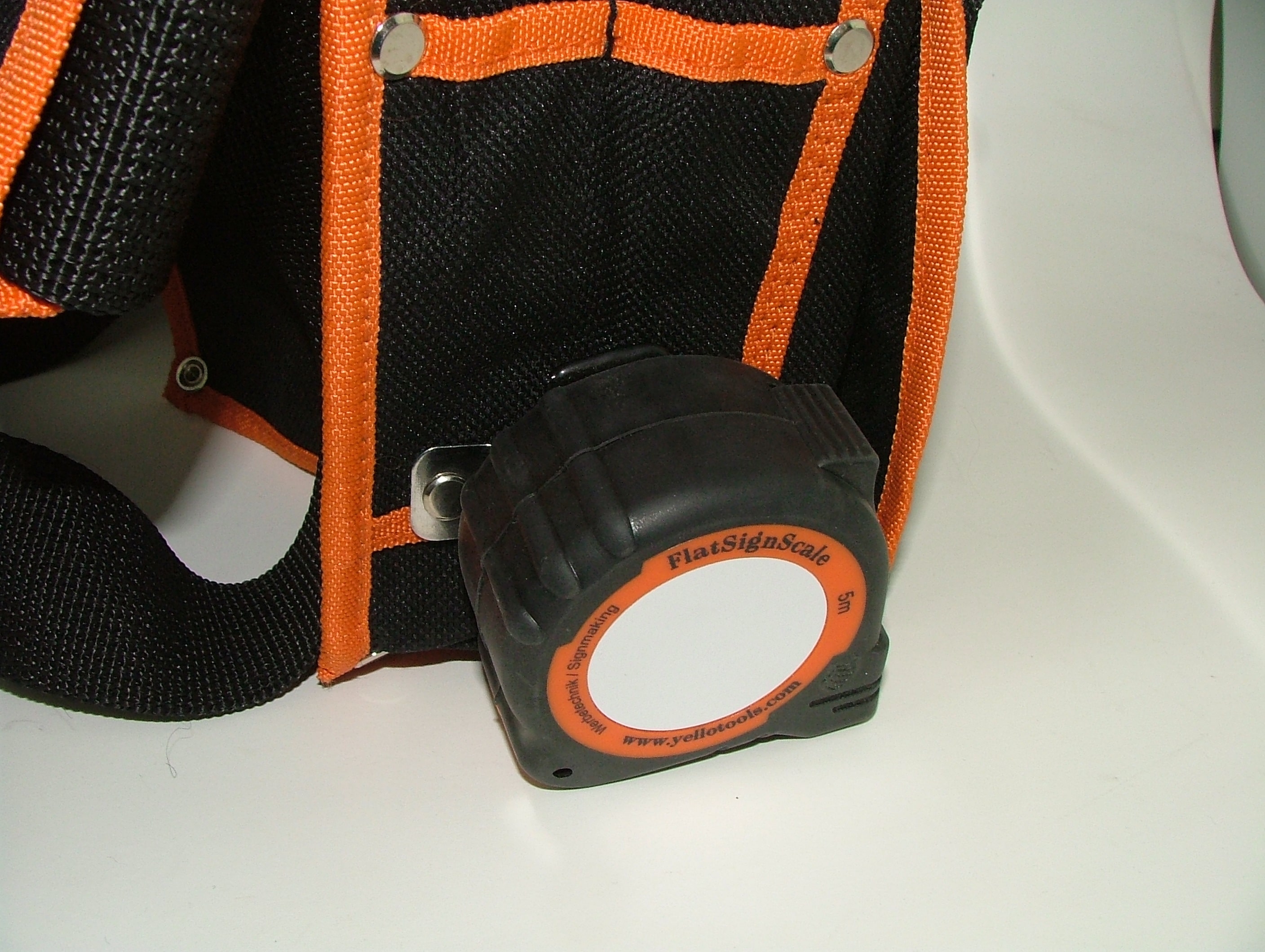 Signtassen tool bag with FlatSignScale tape measure