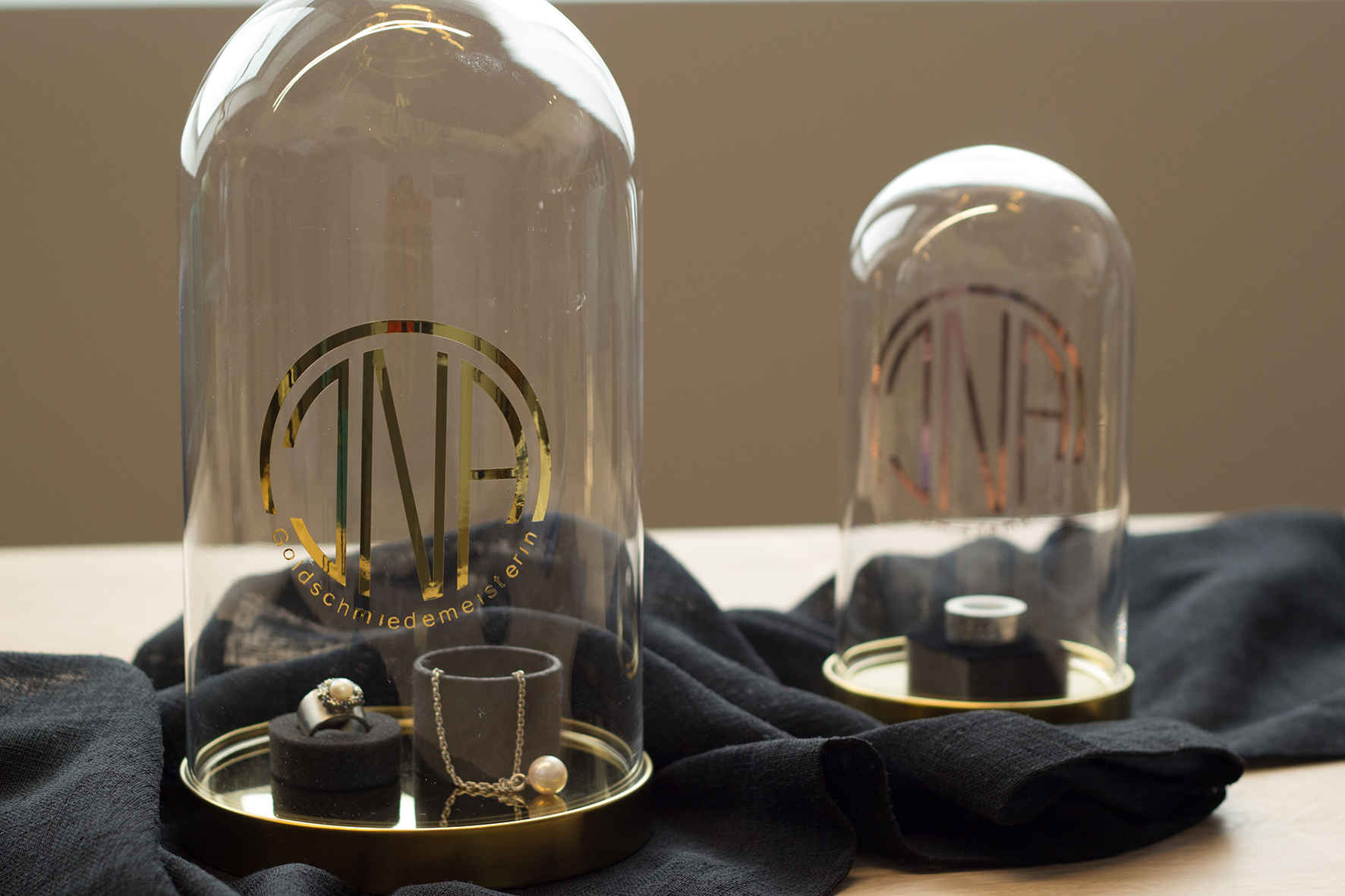 Image - Featured Image  - ASLAN Metal Effect CA23 -  3