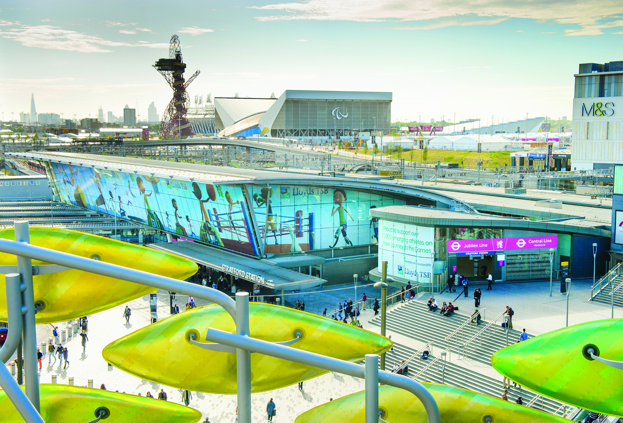 Image - Featured Image  - P6614 Contra Vision Performance - Polymeer BACKLITE 30% -  3