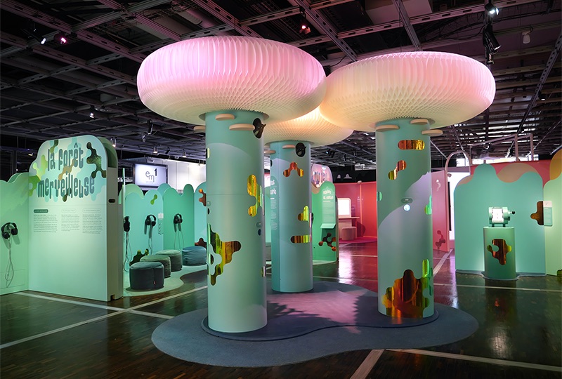 Image - Featured Image  - ASLAN  Colourshift SE71 Alpha PET film -  2