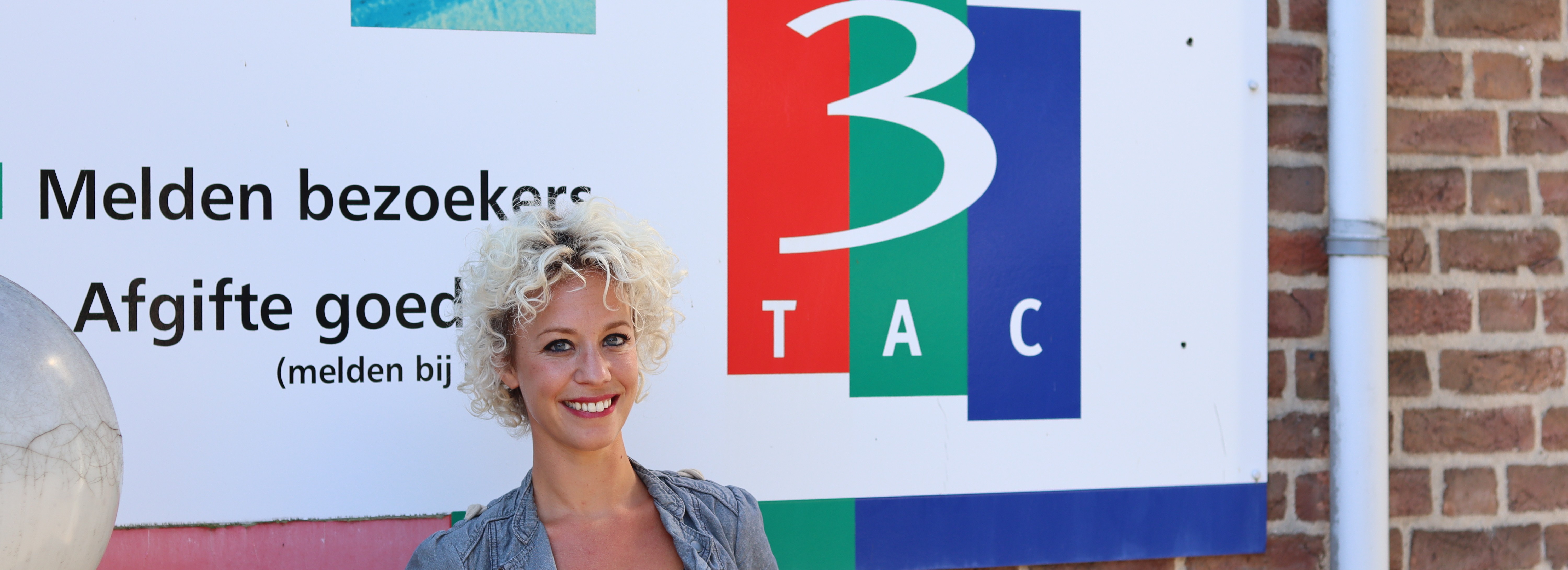 Featured Image - 3TAC: Opvallen met lichtreclame