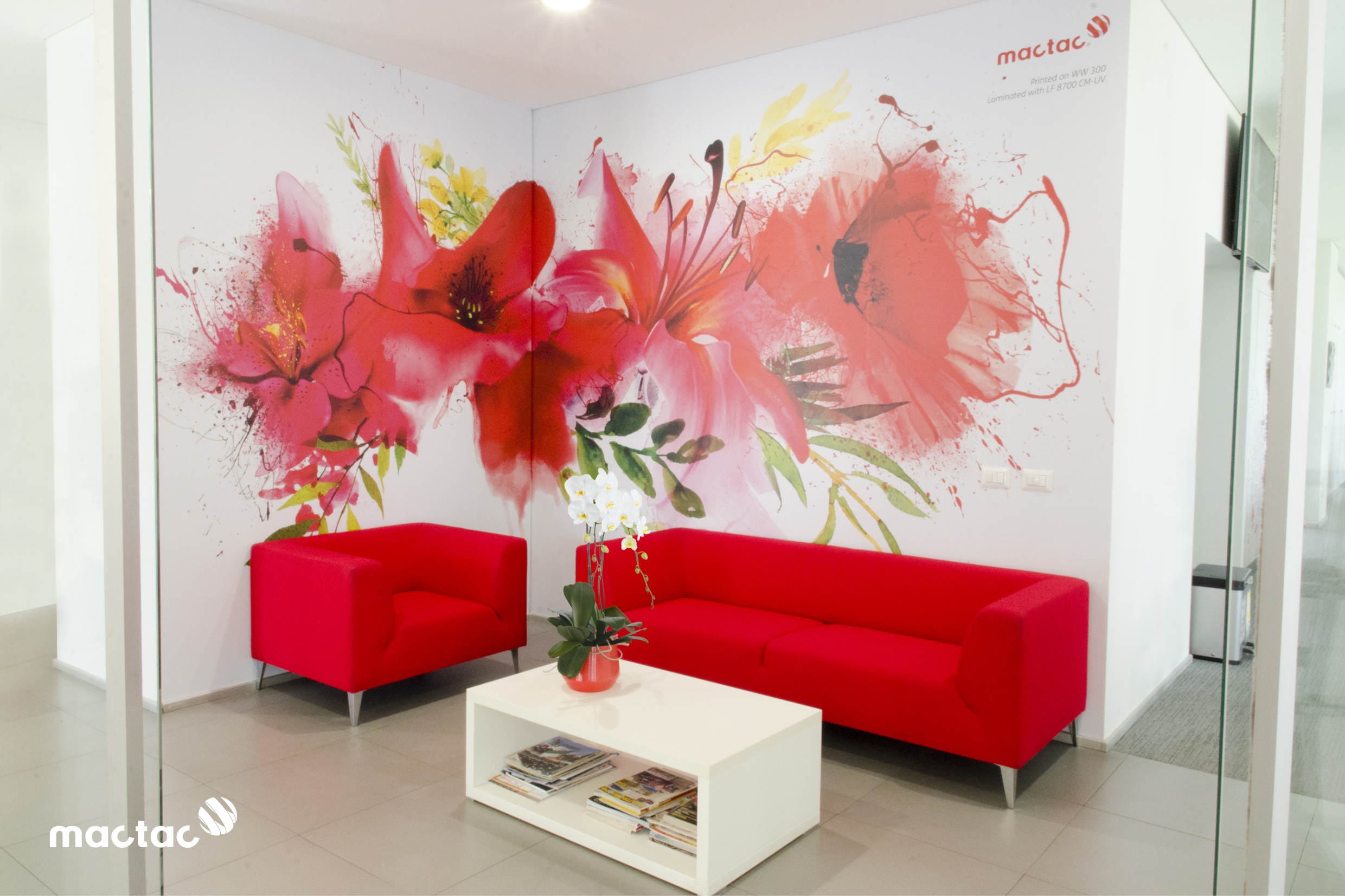 Image - Featured Image  - mactac P4256 monomeer vinyl 100mic wit mat high tack -  2