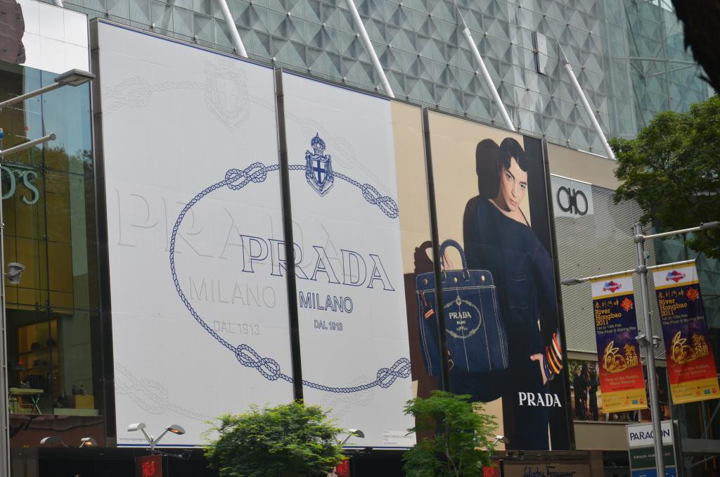 Image - Featured Image  - Mactac P4124 monomeer wit glans permanent transparent -  1