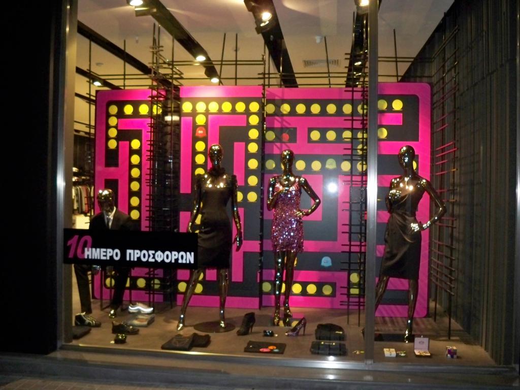 Image - Featured Image  - Mactac P4214 monomeer wit mat permanent transparent -  3