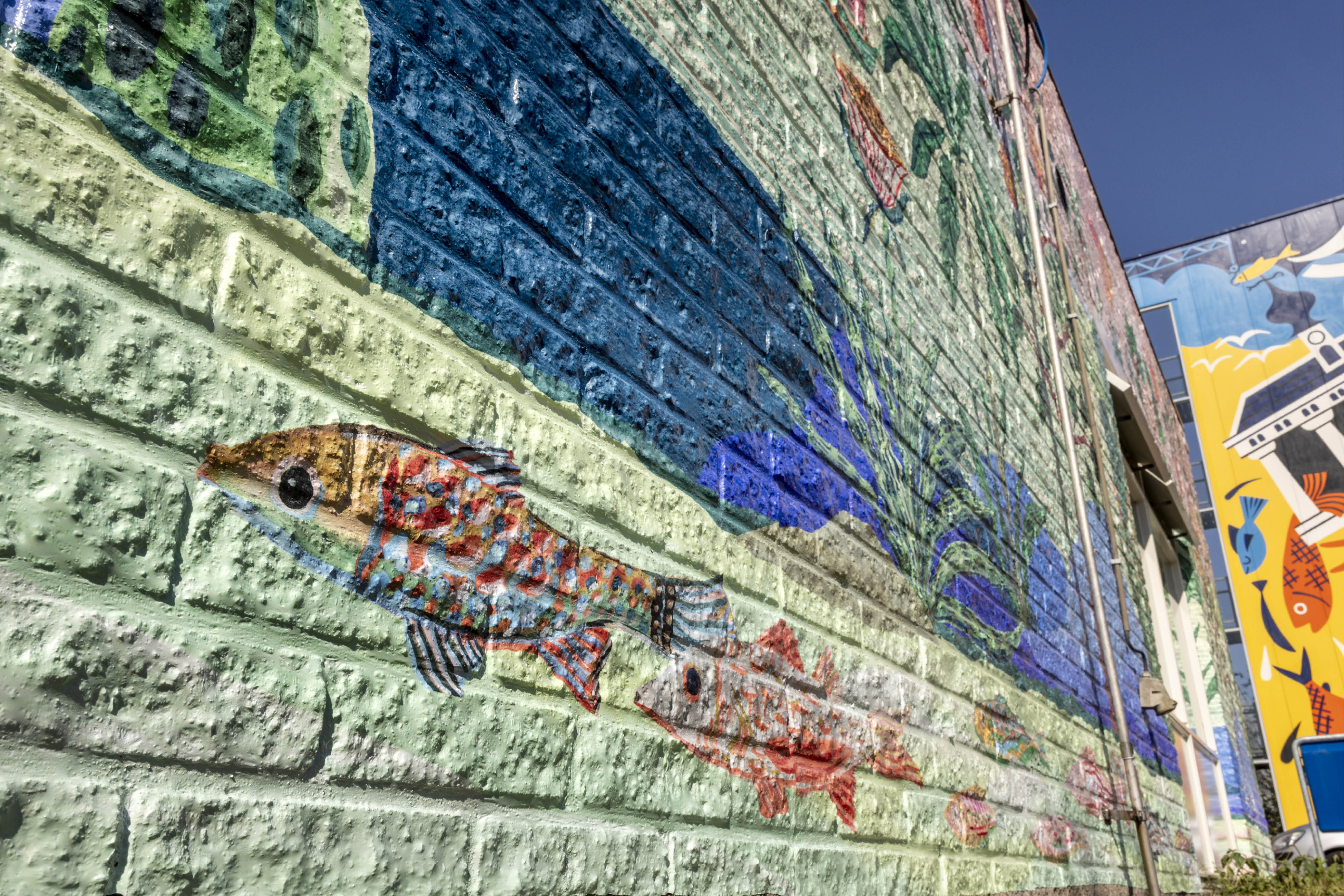 Image - Featured Image  - Mactac P1616 WW 319 PU GLOSS - Wall vinyl -  2